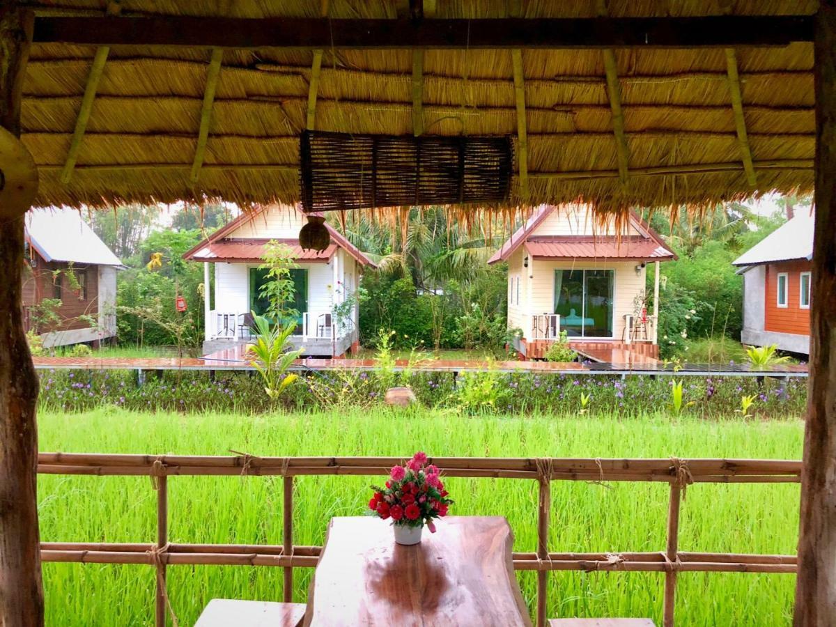 Baan Thung Home Stay Prasat Экстерьер фото